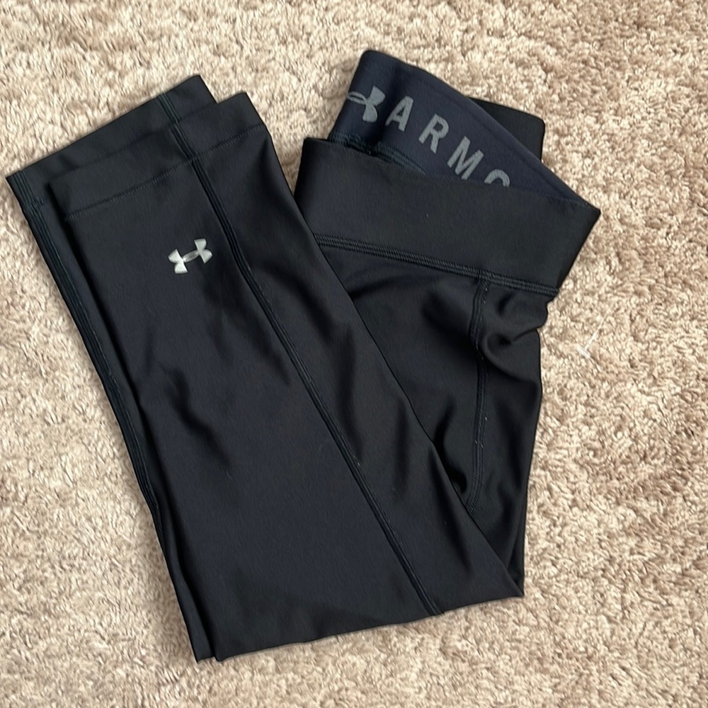 Under Armour compression heat gear leggings